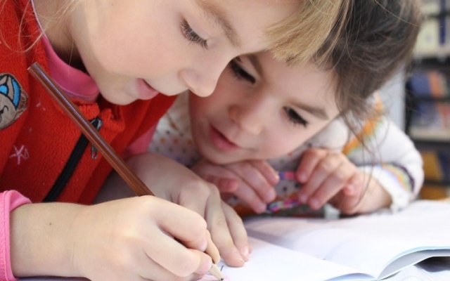 Konferencja oświatowej „Solidarności” w Warszawie: „W trosce o przyszłość polskiej szkoły”