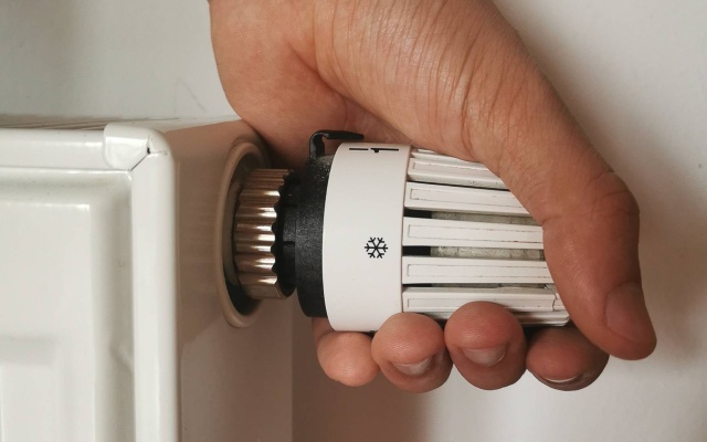 Eurostat alarmuje. Miliony Europejczyków nie są w stanie ogrzać mieszkań