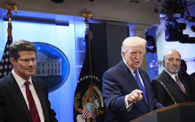 Nowe cła Trumpa jednak wyższe. Globalna stawka rośnie