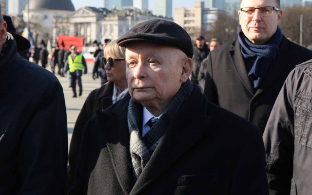 Prowokatorzy na miesięcznicy smoleńskiej. Kaczyński nie przebierał w słowach