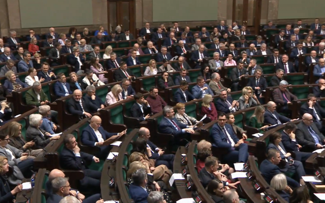 Chaos legislacyjny. Sejm przyjął nowelizację ustawy o Państwowej Inspekcji Pracy