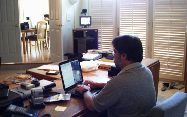 Raport GUS: Co dziesiąty pracownik w Polsce jest zatrudniony na śmieciówce