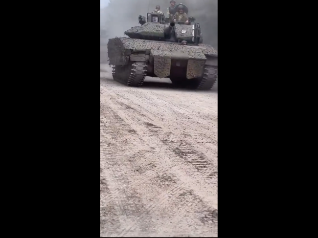 Польські Росомахи вже на українському фронті? Відео стало вірусним у мережі