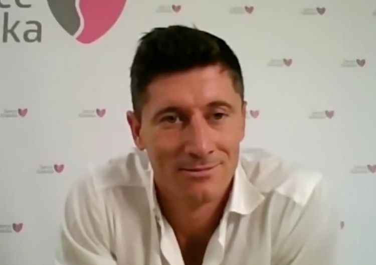  [WIDEO] „Komu Robert Lewandowski wręczyłby Złotą Piłkę?”. Mocna odpowiedź polskiego napastnika!