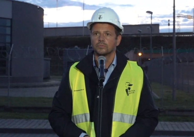 Nieprawdopodobne! Za awarię Czajki Trzaskowski obwinia... Lecha Kaczyńskiego?