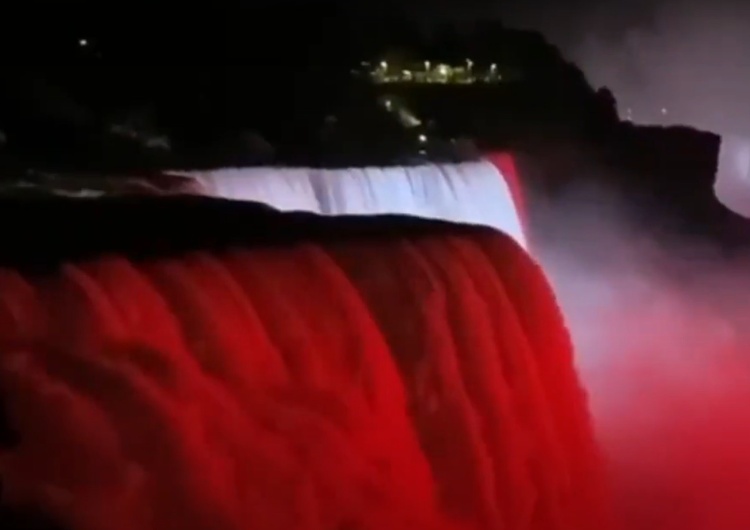  [video] Tak wygląda wodospad Niagara podświetlony na biało-czerwono z okazji 40-lecia Solidarności