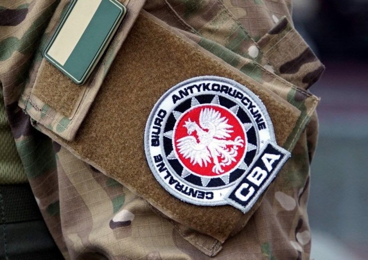 CBA zatrzymało urzędnika podczas pobierania łapówki. Grozi mu 10 lat więzienia