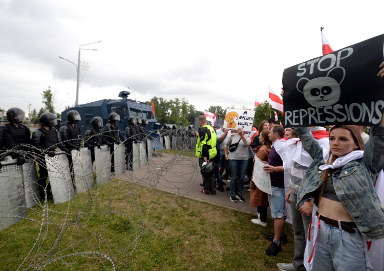  [WIDEO] „Las Birnamski” podszedł pod pałac prezydencki w Mińsku