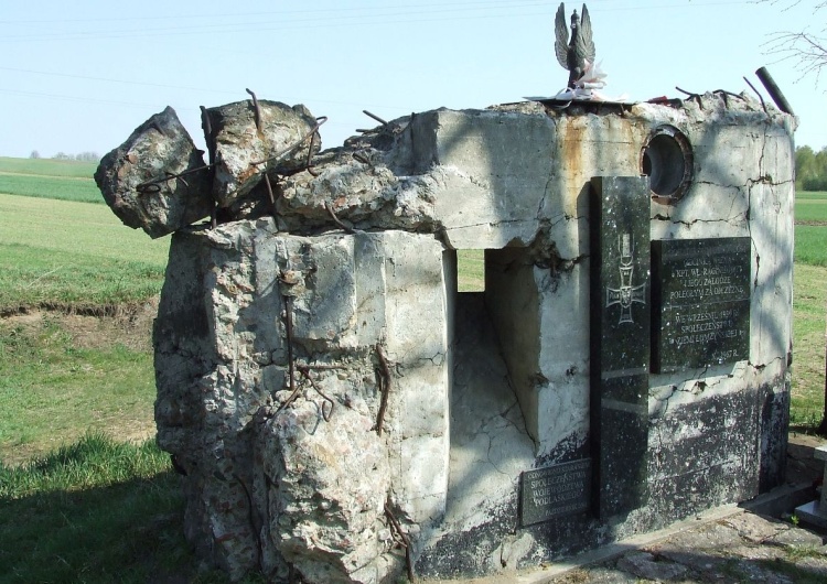 bunkier, w którym wysadził się kpt Raginis 40:1. Polskie Termopile. Obchodzimy 81. rocznicę bohaterskiej obrony Wizny