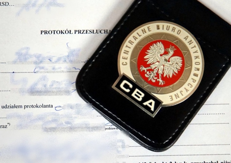  CBA weszło do firmy Mikrotel należącej do brata i bratanka Z. Bońka