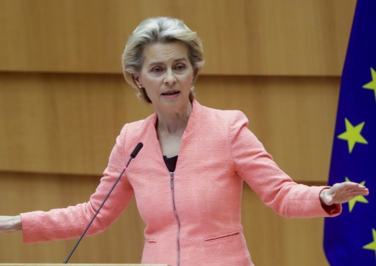 EPA/OLIVIER HOSLET Von der Leyen: W UE należy przejść do głosowania większością kwalifikowaną, przynajmniej jeśli chodzi o prawa człowieka i wprowadzanie sankcji