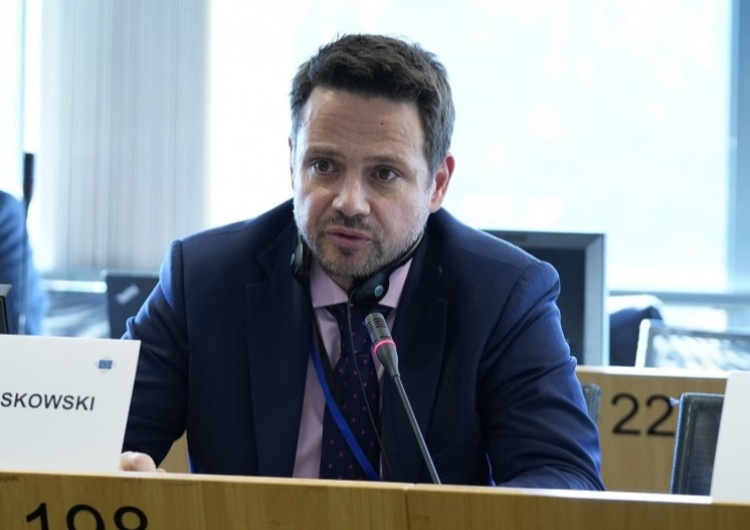 Kłopoty Trzaskowskiego? PKN Orlen wystosował pismo przedprocesowe