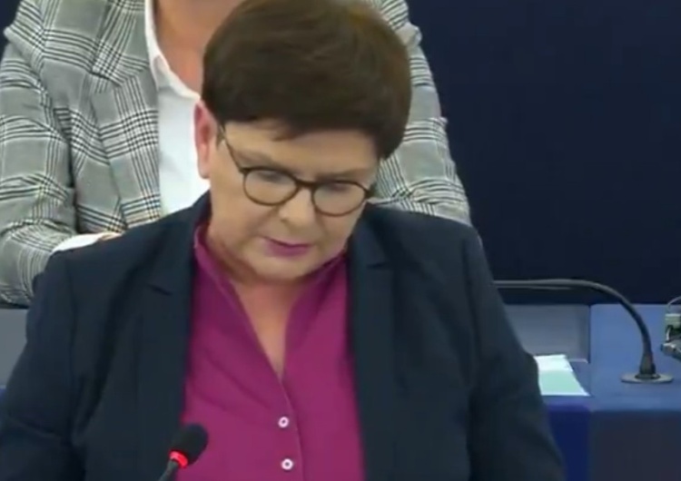  [video] Beata Szydło ostro sprzeciwia się powielaniu fake newsów przez von der Leyen