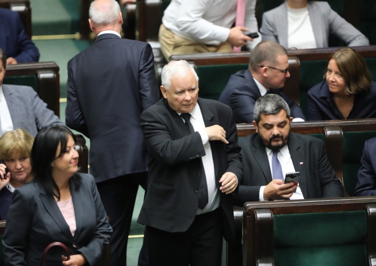 W PiS wrze.