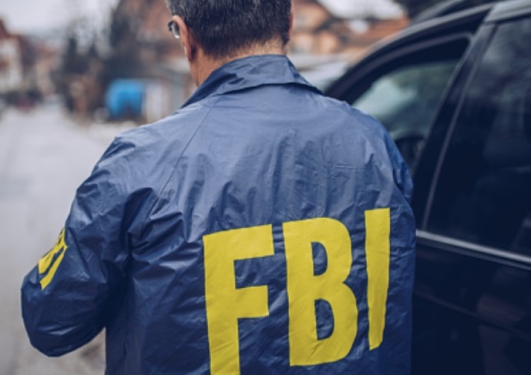 Szef FBI ostrzega: Rosjanie próbują ingerować w amerykańską kampanię wyborczą