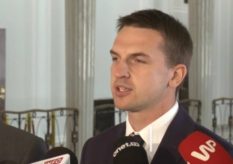  Szłapka: Rządy przestępców to dramat dla państwa. Mazurek: Czyżby refleksja?