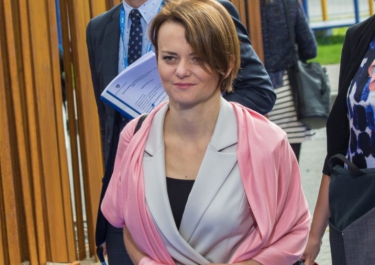 Nieoficjalnie: Emilewicz może przejść do PiS