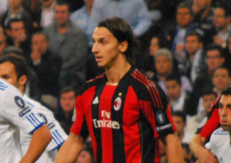 Real_Madrid-Milan Słynny futbolista Zlatan Ibrahimović zakażony koronawirusem 