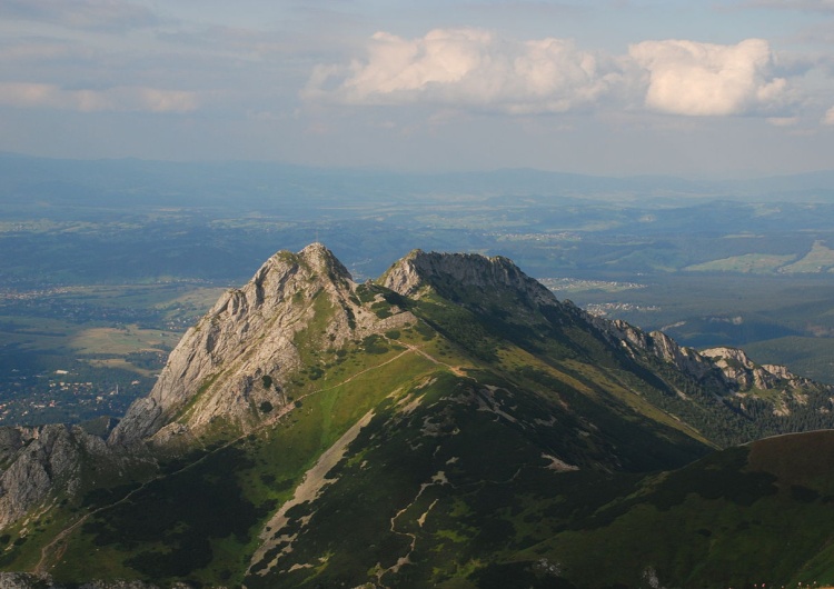 Hubert Waguła Na Giewont tylko w maseczce. Nowe zasady poruszania się po tatrzańskich szlakach