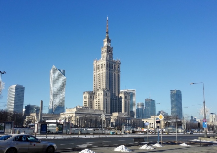  Wiceminister potwierdza: Warszawa znajdzie się w żółtej strefie