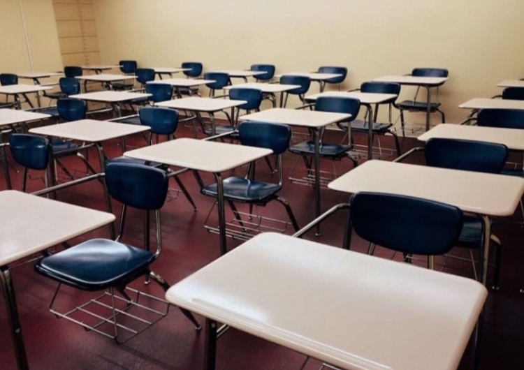 Nieoficjalnie: Uczniowie wrócą do edukacji zdalnej