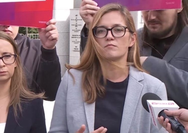 Komedia! Posłanki Lewicy żądają ujawnienia danych, które są powszechnie dostępne