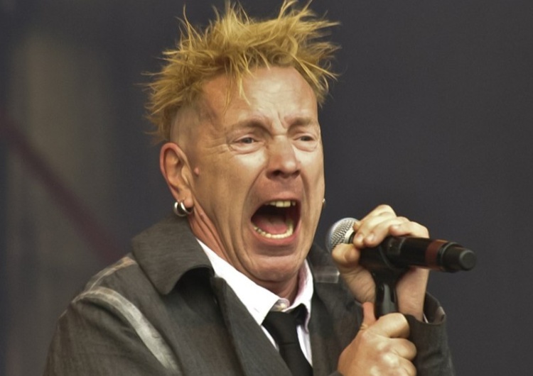 Johnny Rotten Bunt jest dziś po prawej! Johnny Rotten [Sex Pistols] zagłosuje na Donalda Trumpa