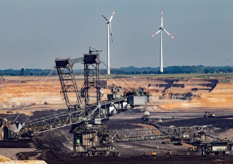  Niemcy: Po 20 lat transformacji i wydanych setkach miliardów euro połowa energii wciąż pochodzi z węgla