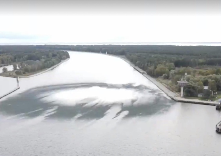  [Video] Tak wybuchła 5,4-tonowa bomba Tallboy w Świnoujściu. Nagranie robi wrażenie