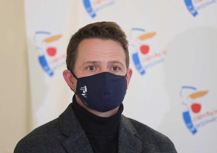 Trzaskowski i jego podwyżki. Jedna z opłat wzrośnie... o 4000 proc.