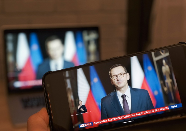 Premier: Wierzę, że przejdziemy pandemię zwycięsko, ale musimy przestrzegać obostrzeń