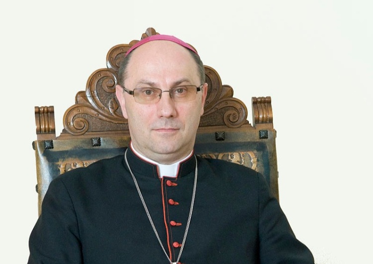 Prymas Polski: Nie przekraczajmy granic, nie pogłębiajmy podziałów