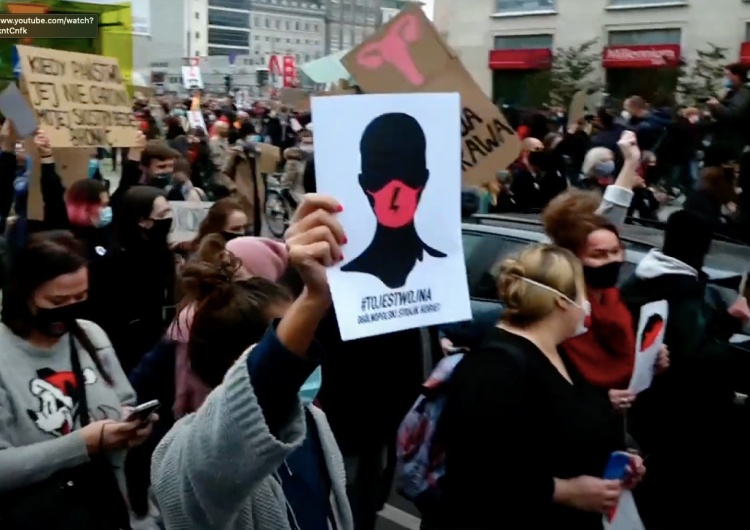  Warszawa: Protest przed siedzibą Ordo Iuris