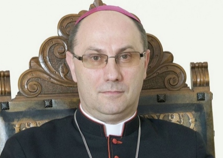 abp. Wojciech Polak Prymas Polski: Nie konsultowano ze mną zamknięcia cmentarzy