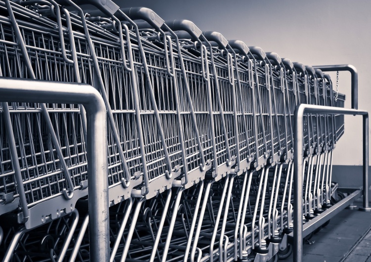  Francja: W hipermarketach można będzie kupować tylko produkty 