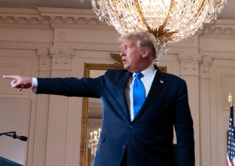 EPA/CHRIS KLEPONIS / POOL Twitter ocenzurował Donalda Trumpa