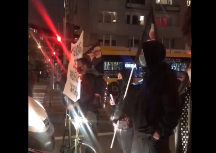 Strajk Kobiet, Warszawa, Plac Unii Lubelskiej [video] 