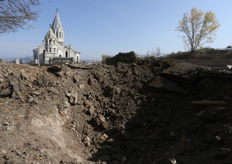 Górski Karabach, wojna Armenia. Premier Paszynian poinformował o podpisaniu porozumienia pokojowego z Azerbejdżanem