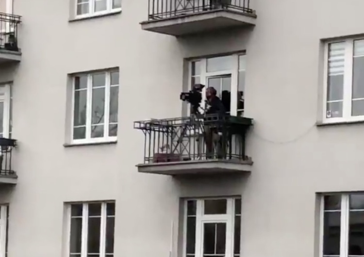  [Video] Co za zbieg okolicznosci! Kamera akurat przy podpalonym mieszkaniu!