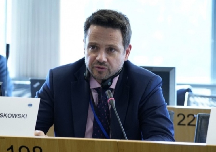 Rafał Trzaskowski Który to już raz? Trzaskowski: Złożę wniosek o ulicę Lecha Kaczyńskiego