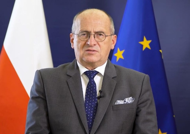 Zbigniew Rau Szef MSZ: Polexit jest absolutnym absurdem, a weto to uprawniony element negocjacji w UE