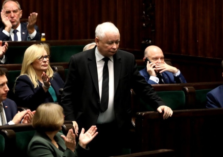 PiS powiększy swój klub? Trwają rozmowy z posłami opozycji