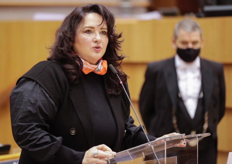 Helena Dalli Debata w PE o aborcji w Polsce. Komisarz ds. równości przyznaje: „Unia nie ma kompetencji”.