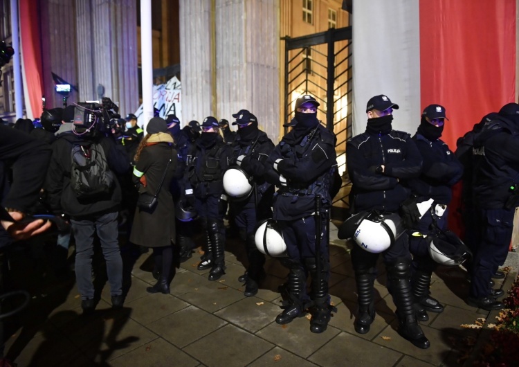 Policja prowadzi 88 postępowań ws. incydentów w kościołach po wyroku TK