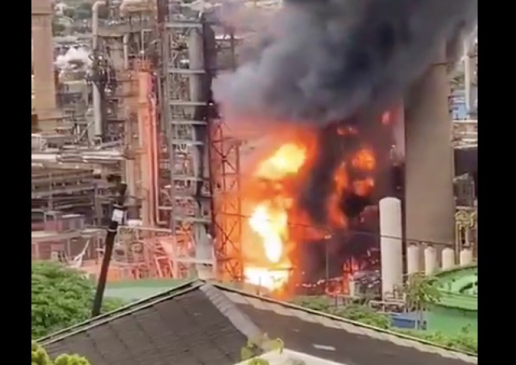  [Video] Silna eksplozja w rafinerii. Jest wielu rannych
