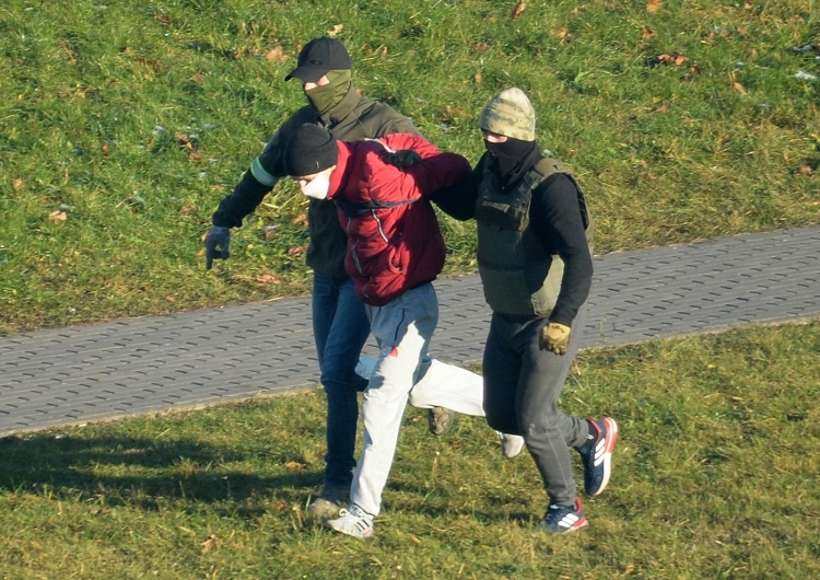 Białoruś: Ponad 70 zatrzymanych uczestników protestu, w tym 73-letnia opozycjonistka