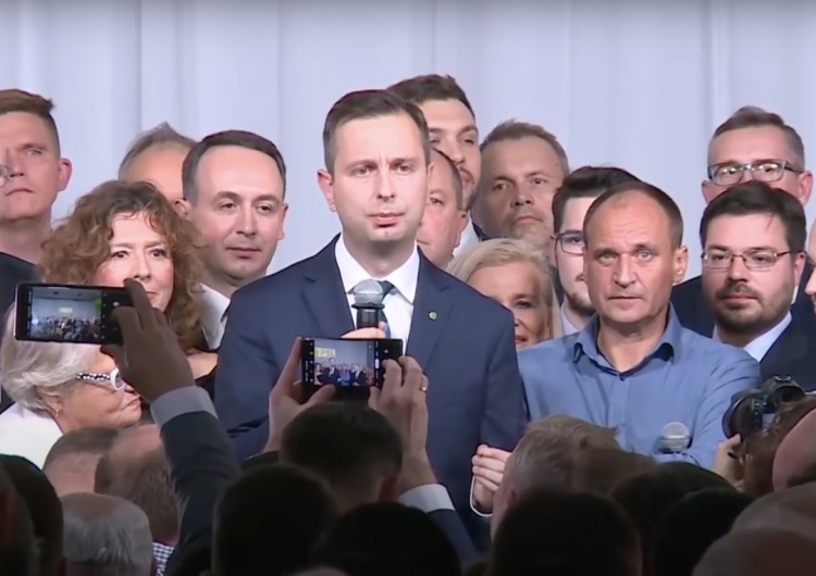 Absolutny koniec... Koalicja Polska usunęła posłów Kukiz'15 z klubu. Paweł Kukiz: To farsa