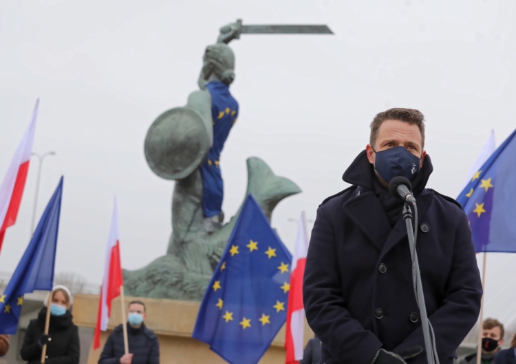 Rafał Trzaskowski Co z ul. Lecha Kaczyńskiego w Warszawie? Trzaskowski: „Mamy sygnały, że nie będzie na to zgody”