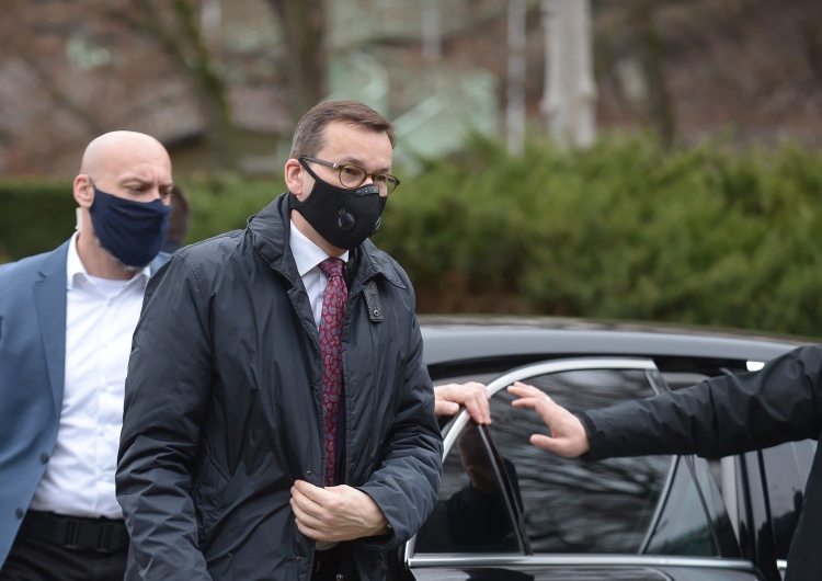 Mateusz Morawiecki [sondaż] PiS ponownie z samodzielną większością?