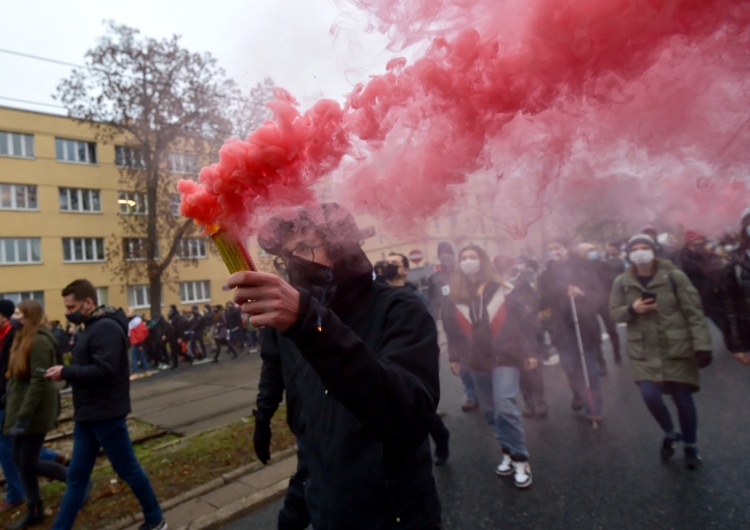  Kto zapłaci za lewackie wybryki? Warszawscy radni pytają Trzaskowskiego